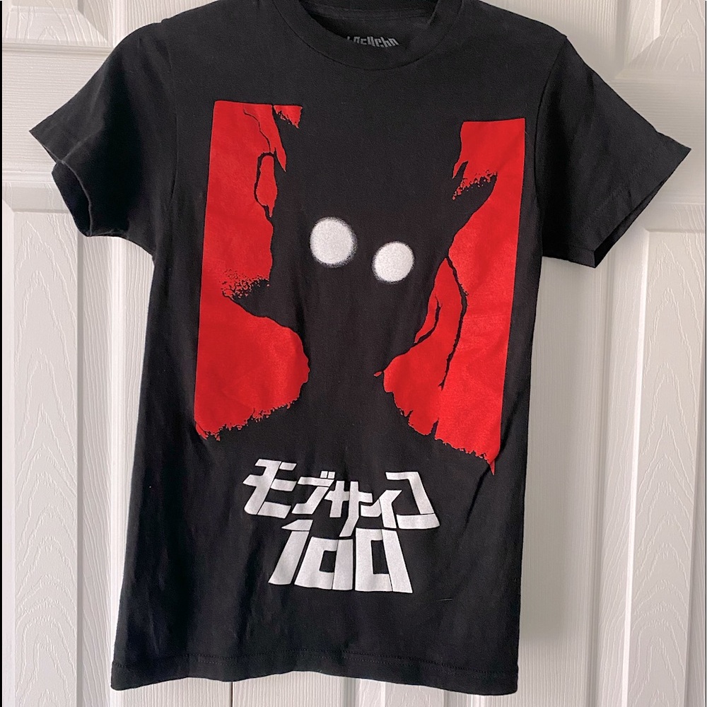 Mob Psycho 100 Crunchyroll XS. Tee Shirt